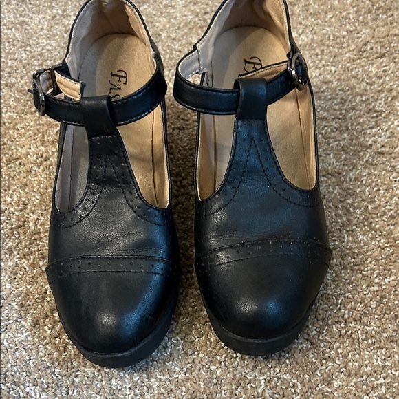 FA Black Chunky Heel T-Strap Shoes Black Mary Jane heels closed block toe SZ 6.5 - Picture 3 of 9